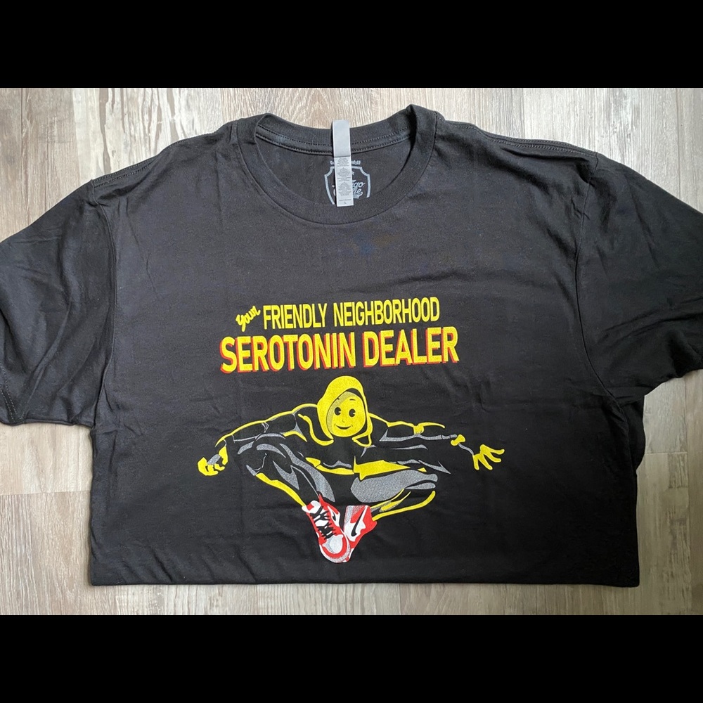 NEW unisex L t-shirt